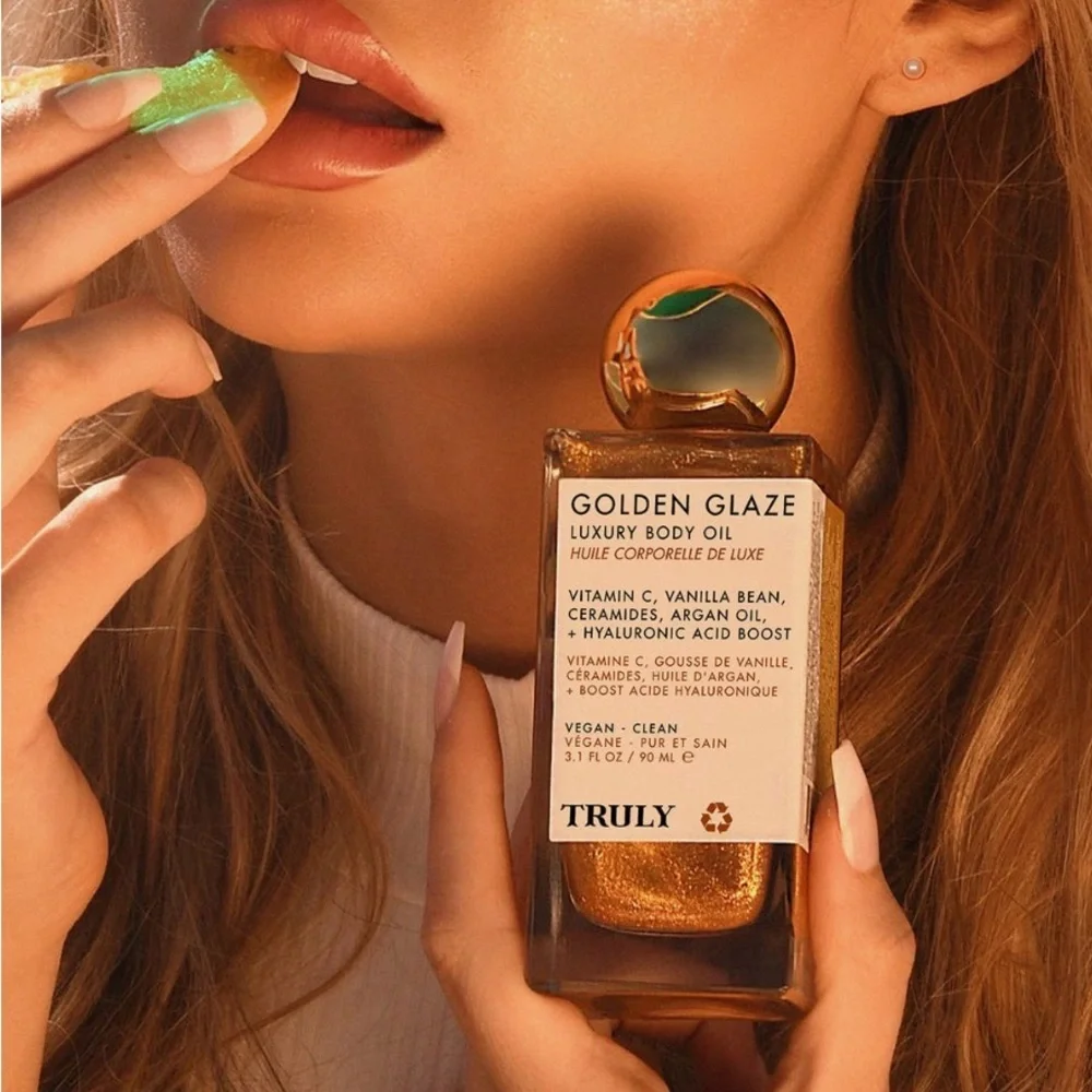 TRULY Golden Glaze Shimmering Body Oil Full Size 3.1oz / 90ml